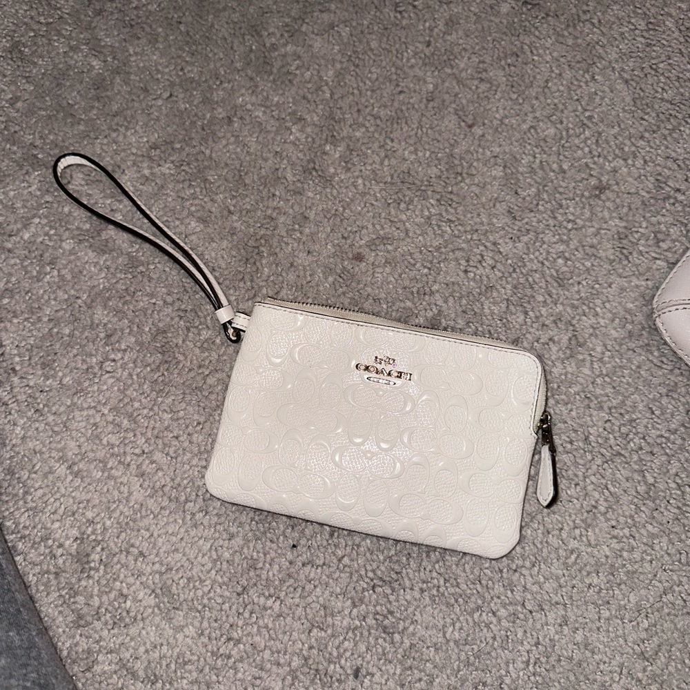 Coach clutch/wristlet